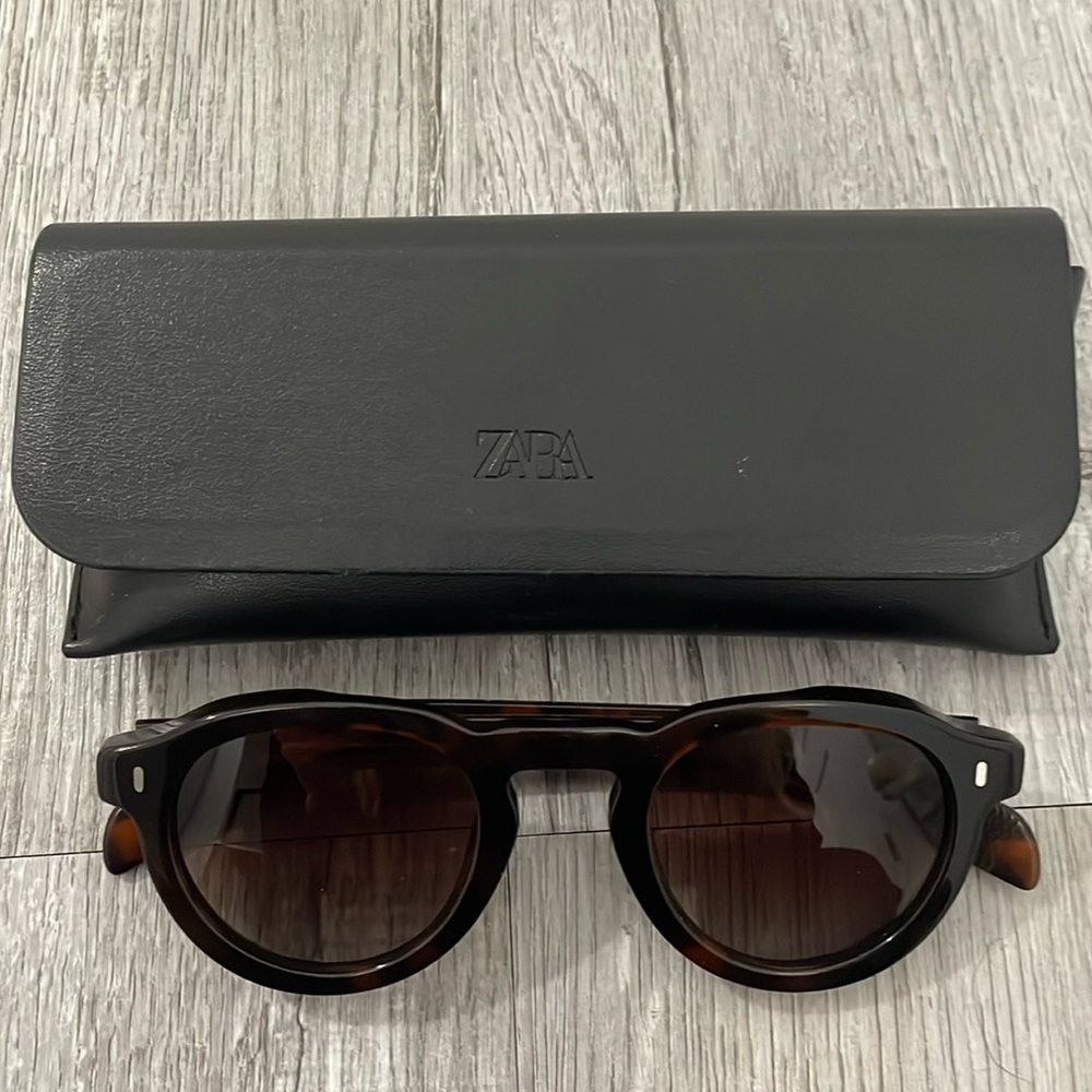 Zara Tortoise Brown Round Sunglasses